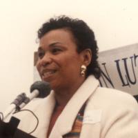 Congresista Barbara Lee, representante de EE. UU.