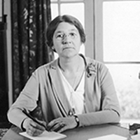 Dr. Aurelia Reinhardt 